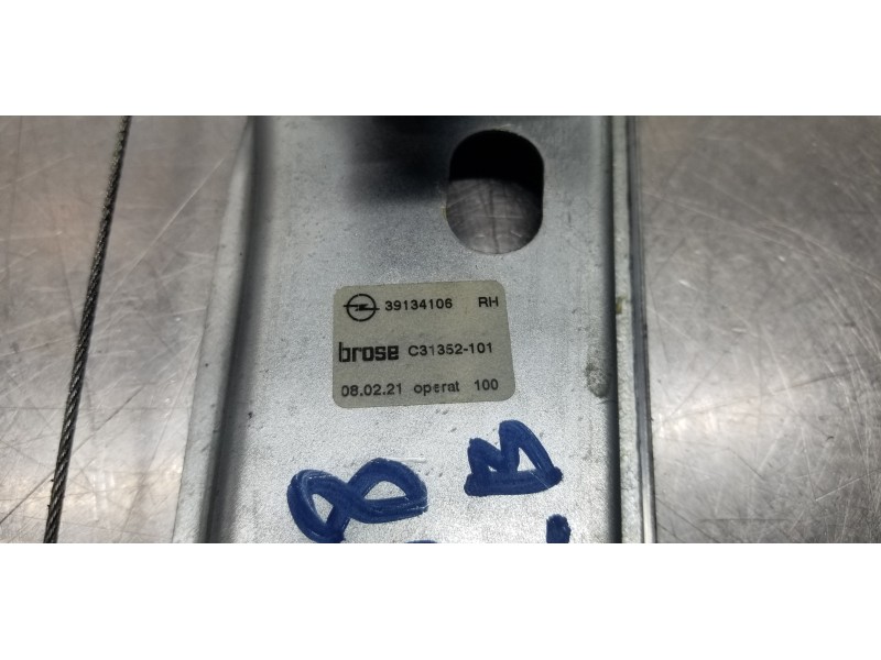 Recambio de elevalunas trasero derecho para opel astra k lim. 5türig business referencia OEM IAM 13406678   Recambio de elevalunas trasero derecho para opel astra k lim. 5türig business referencia OEM IAM 13406678