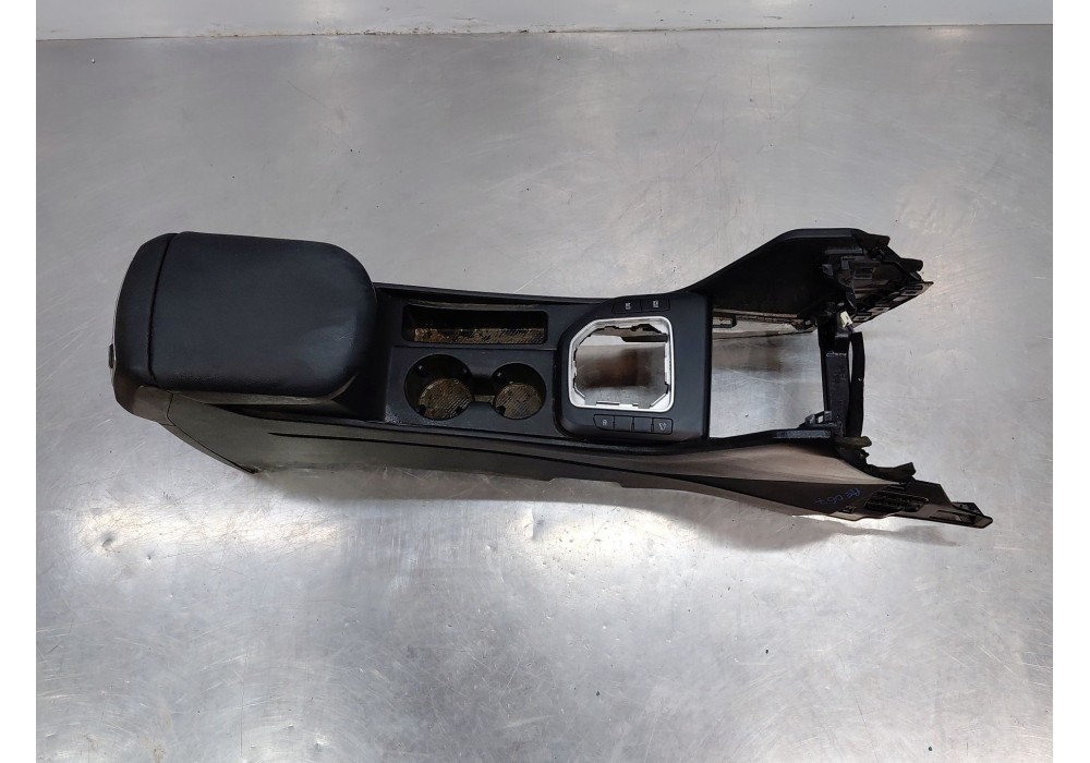 Recambio de apoyabrazos central para kia sportage concept referencia OEM IAM   