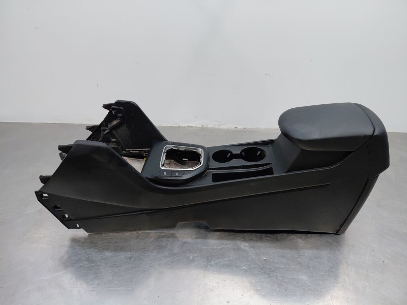 Recambio de apoyabrazos central para kia sportage concept referencia OEM IAM   