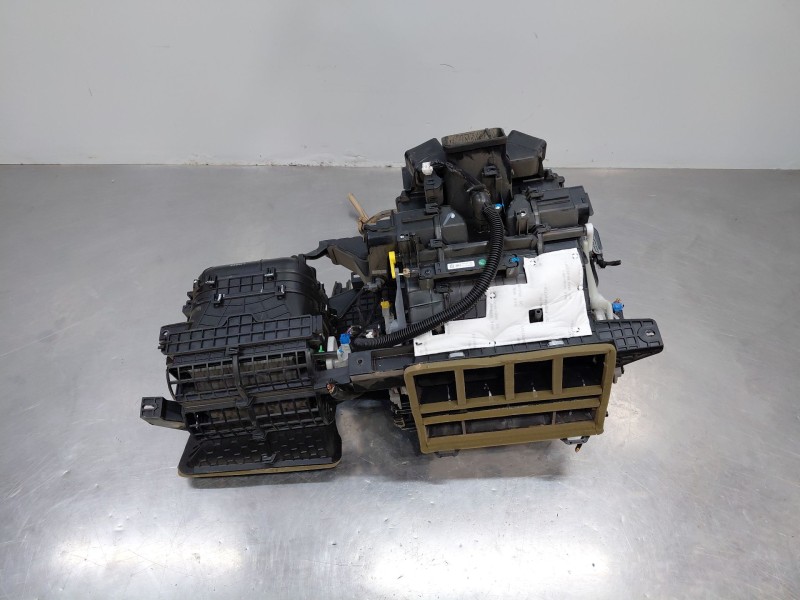 Recambio de evaporador aire acondicionado para hyundai tucson hybrid referencia OEM IAM   