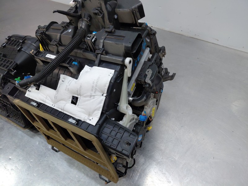 Recambio de evaporador aire acondicionado para hyundai tucson hybrid referencia OEM IAM   