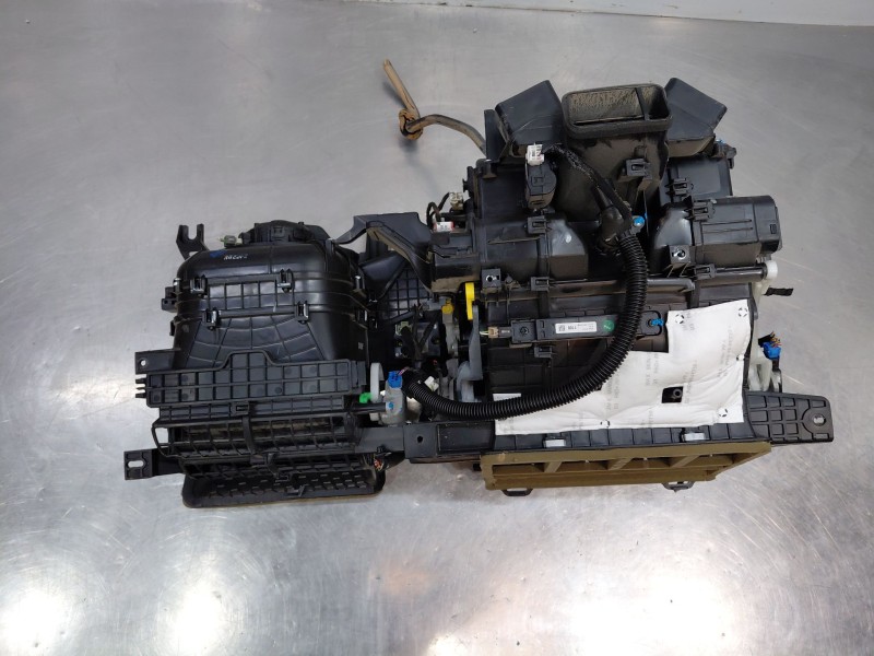 Recambio de evaporador aire acondicionado para hyundai tucson hybrid referencia OEM IAM   