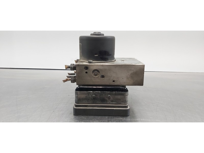 Recambio de abs para volvo s60 berlina 2.4 t / 2.5 t referencia OEM IAM 8619543   Recambio de abs para volvo s60 berlina 2.4 t / 2.5 t referencia OEM IAM 8619543