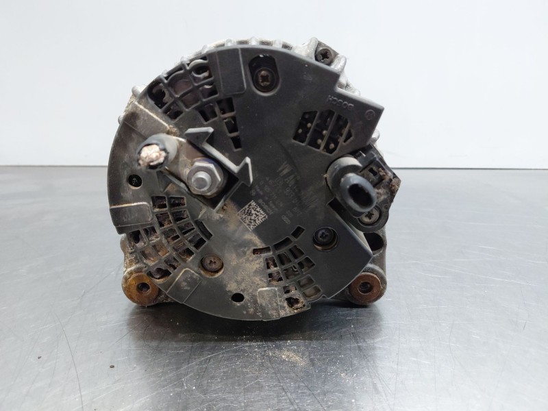 Recambio de alternador para audi a5 sportback (8ta) 2.0 tdi referencia OEM IAM 03L903017  