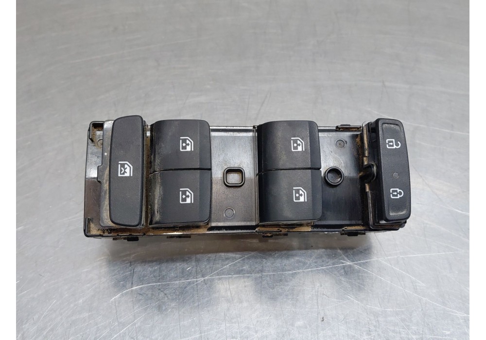 Recambio de mando elevalunas delantero izquierdo para hyundai tucson hybrid referencia OEM IAM   