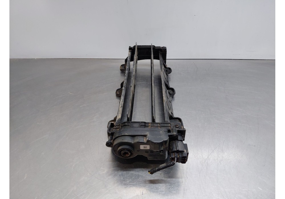 Recambio de rejilla aireadora para hyundai tucson hybrid referencia OEM IAM   