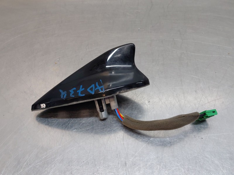 Recambio de antena para hyundai tucson hybrid referencia OEM IAM   