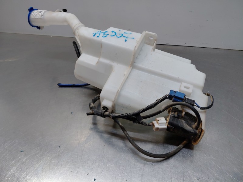 Recambio de deposito limpia para kia sportage concept referencia OEM IAM 98610R2100  