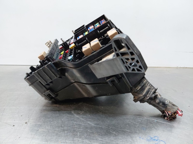 Recambio de caja reles / fusibles para kia sportage concept referencia OEM IAM   