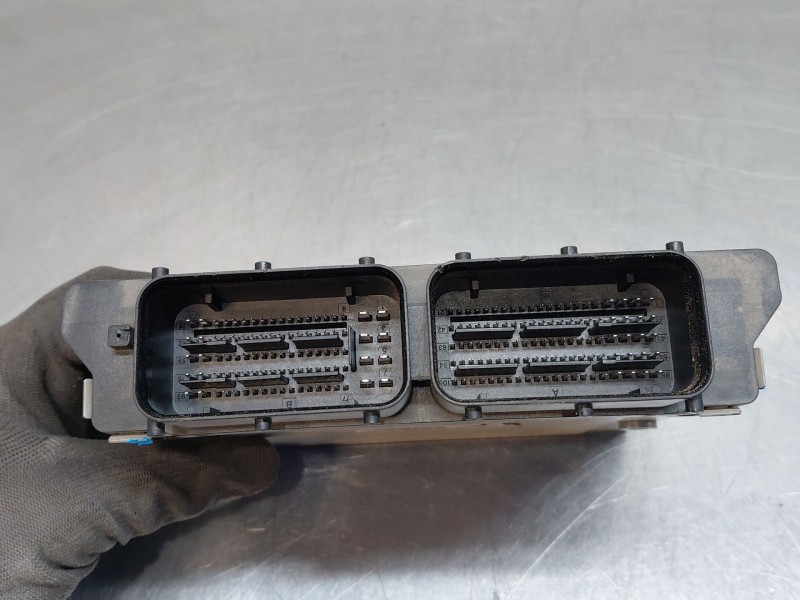 Recambio de centralita motor uce para hyundai tucson hybrid referencia OEM IAM   