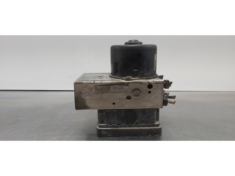 Recambio de abs para volvo s60 berlina 2.4 t / 2.5 t referencia OEM IAM 8619543  