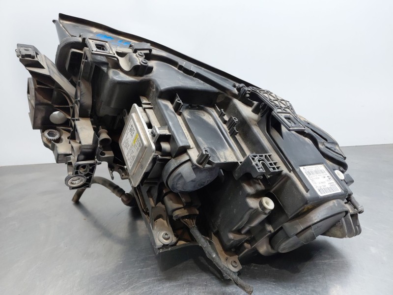 Recambio de faro derecho para audi a5 sportback (8ta) 2.0 tdi referencia OEM IAM 8T0941044F  