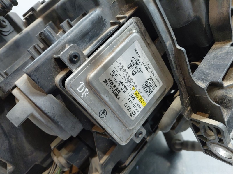 Recambio de faro izquierdo para audi a5 sportback (8ta) 2.0 tdi referencia OEM IAM 8T0941043F  