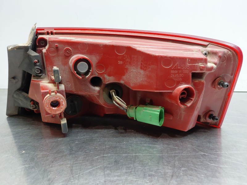 Recambio de piloto trasero izquierdo para audi a5 sportback (8ta) 2.0 tdi referencia OEM IAM 8T8945095F  