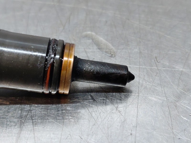 Recambio de inyector para audi a6 c5 (4b2, 4b4) 1.9 tdi referencia OEM IAM 038130073AR  
