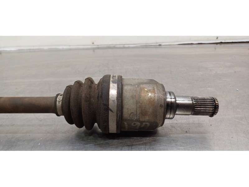 Recambio de transmision delantera izquierda para hyundai kona klass 2wd referencia OEM IAM 49500J9300  