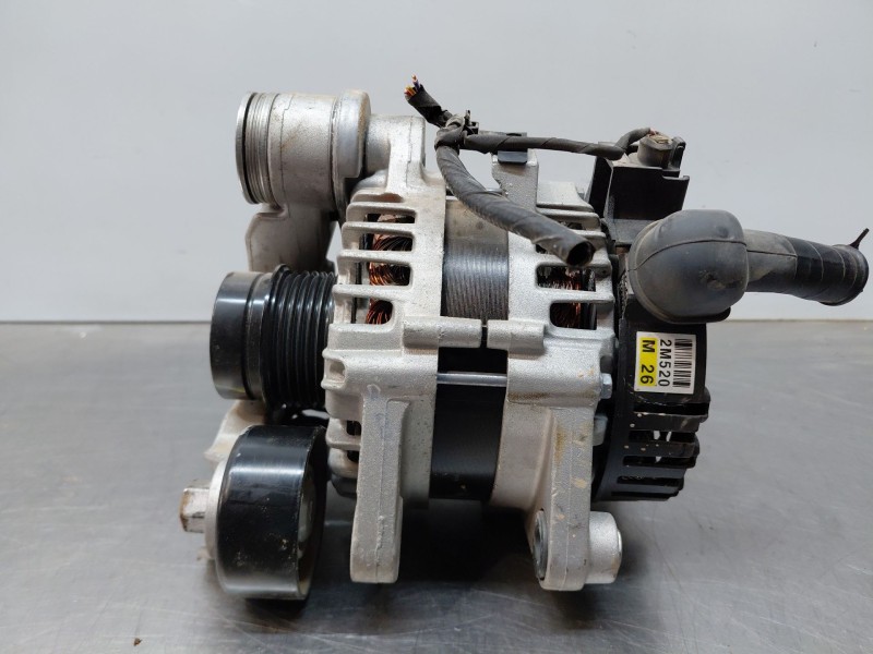 Recambio de alternador para kia sportage concept referencia OEM IAM 373002M520  