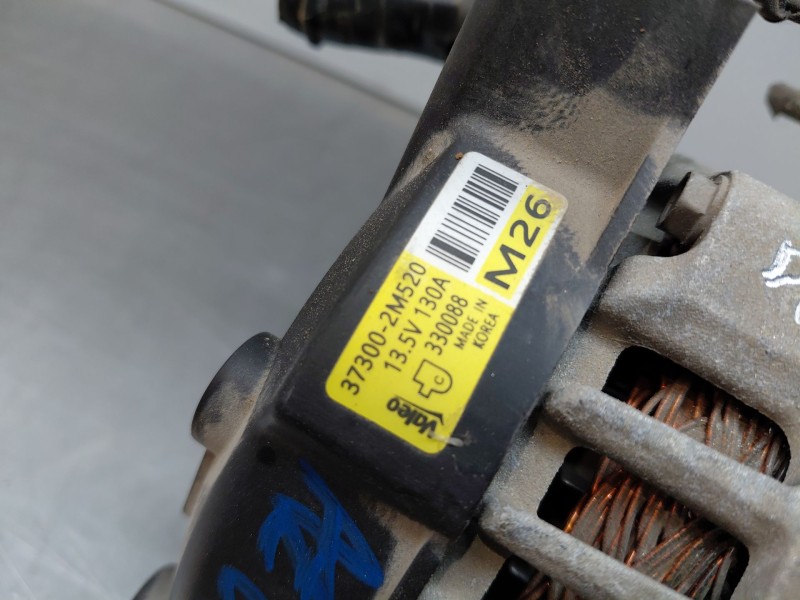 Recambio de alternador para kia sportage concept referencia OEM IAM 373002M520  