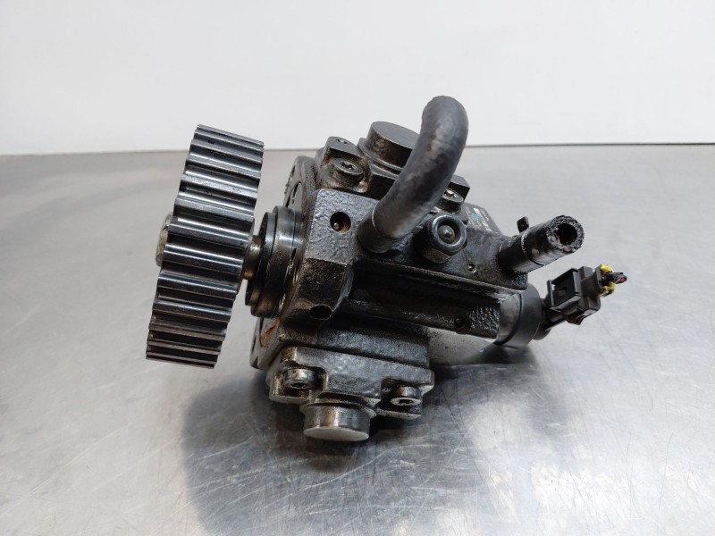 Recambio de bomba inyeccion para chevrolet captiva (c100, c140) 2.0 d 4wd referencia OEM IAM   