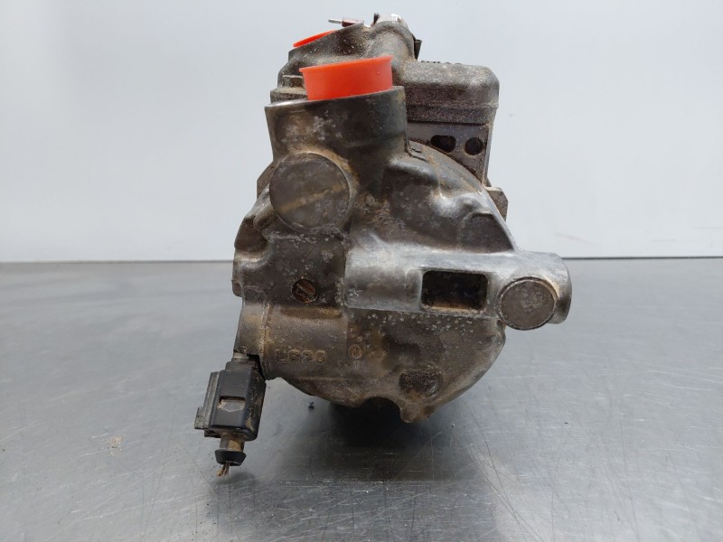 Recambio de compresor aire acondicionado para audi a5 sportback (8ta) 2.0 tdi referencia OEM IAM 8K0260805N  