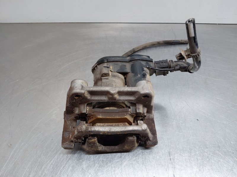 Recambio de pinza freno trasera derecha para hyundai tucson hybrid referencia OEM IAM   
