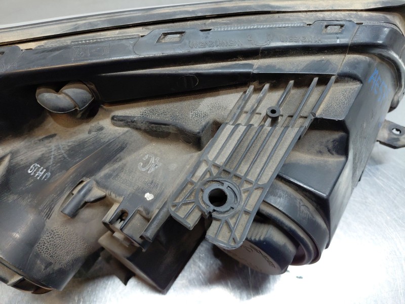 Recambio de faro izquierdo para chevrolet captiva (c100, c140) 2.0 d 4wd referencia OEM IAM 96626973  