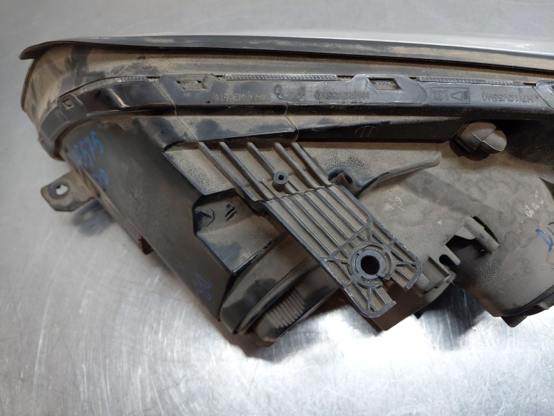 Recambio de faro derecho para chevrolet captiva (c100, c140) 2.0 d 4wd referencia OEM IAM 96626974  
