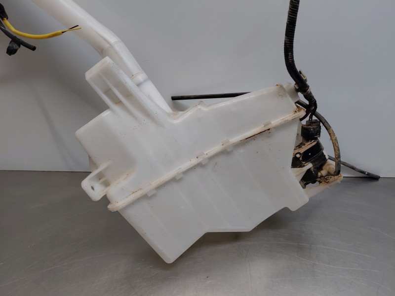 Recambio de deposito limpia para hyundai tucson hybrid referencia OEM IAM   