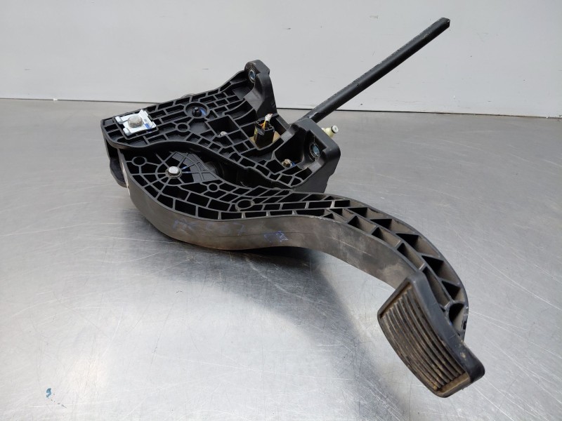 Recambio de pedal embrague para kia sportage concept referencia OEM IAM   