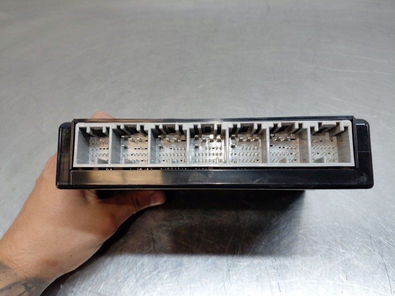 Recambio de modulo electronico para chevrolet captiva (c100, c140) 2.0 d 4wd referencia OEM IAM 20864768  