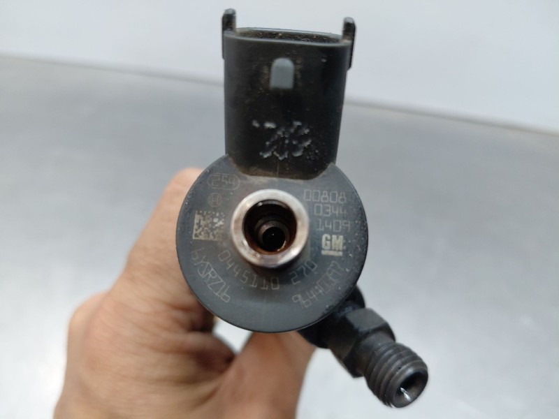 Recambio de inyector para chevrolet captiva (c100, c140) 2.0 d 4wd referencia OEM IAM   