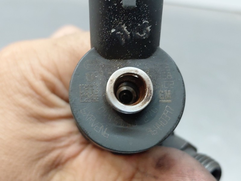 Recambio de inyector para chevrolet captiva (c100, c140) 2.0 d 4wd referencia OEM IAM   