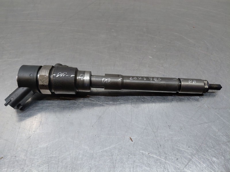 Recambio de inyector para chevrolet captiva (c100, c140) 2.0 d 4wd referencia OEM IAM   