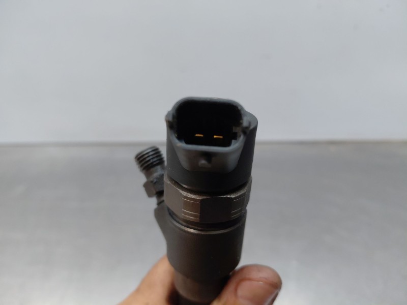 Recambio de inyector para chevrolet captiva (c100, c140) 2.0 d 4wd referencia OEM IAM   