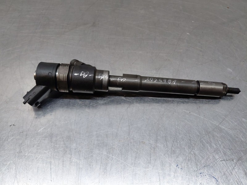 Recambio de inyector para chevrolet captiva (c100, c140) 2.0 d 4wd referencia OEM IAM   