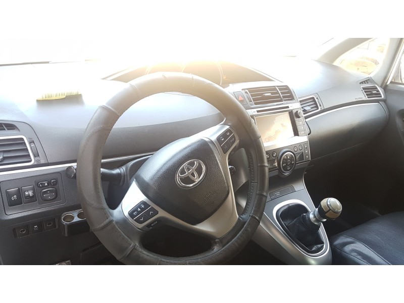 toyota verso del año 2014 toyota verso del año 2014