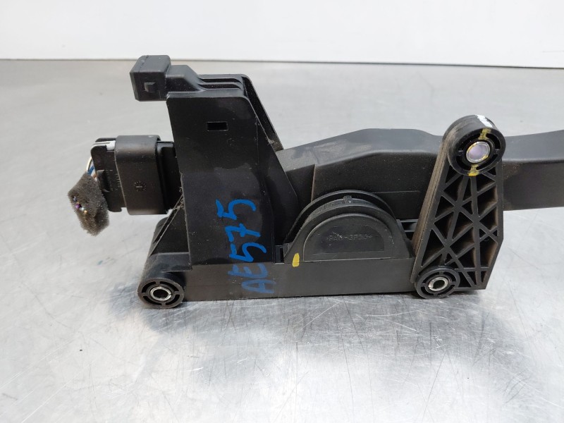 Recambio de pedal acelerador para chevrolet captiva (c100, c140) 2.0 d 4wd referencia OEM IAM 20905699  