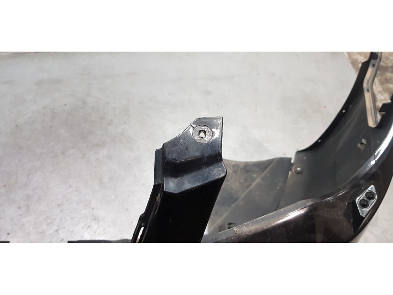 Recambio de paragolpes delantero para chrysler grand voyager limited referencia OEM IAM 1KG12TZZAA  