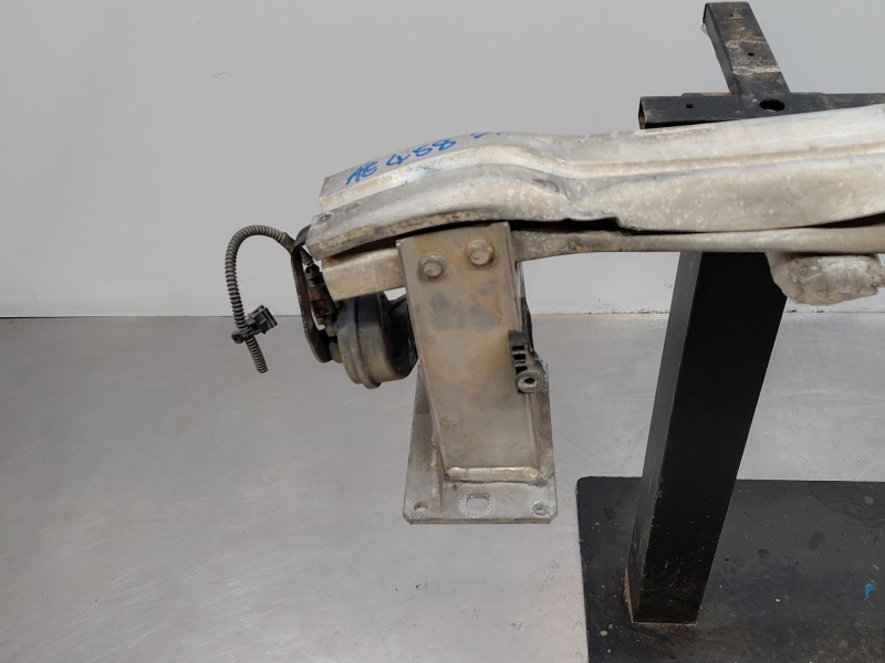 Recambio de refuerzo paragolpes delantero para audi a5 sportback (8ta) 2.0 tdi referencia OEM IAM 8K0807113F  