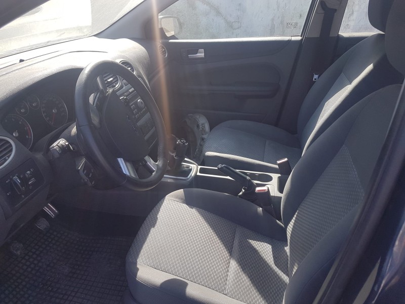 ford focus berlina (cap) del año 2005