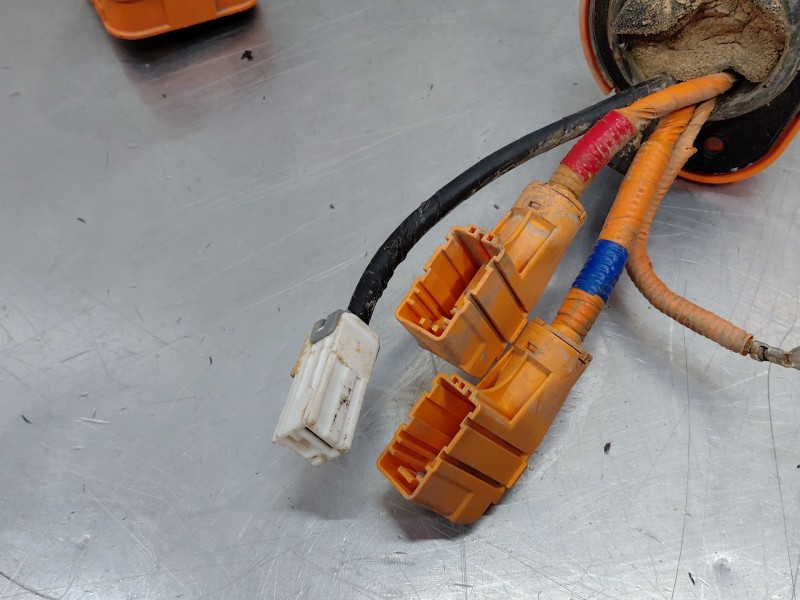 Recambio de cable positivo bateria - borne positivo para hyundai tucson hybrid referencia OEM IAM   