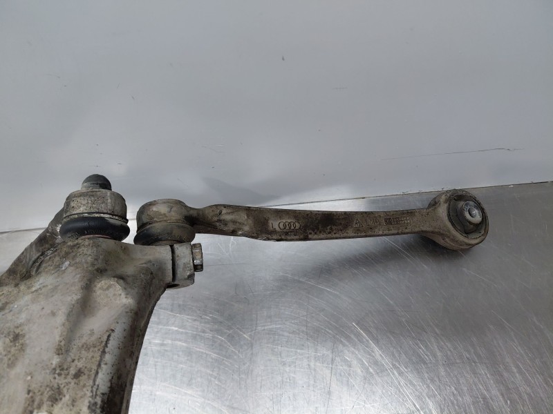 Recambio de mangueta delantera izquierda para audi a6 c5 (4b2, 4b4) 1.9 tdi referencia OEM IAM 4B3407253G  