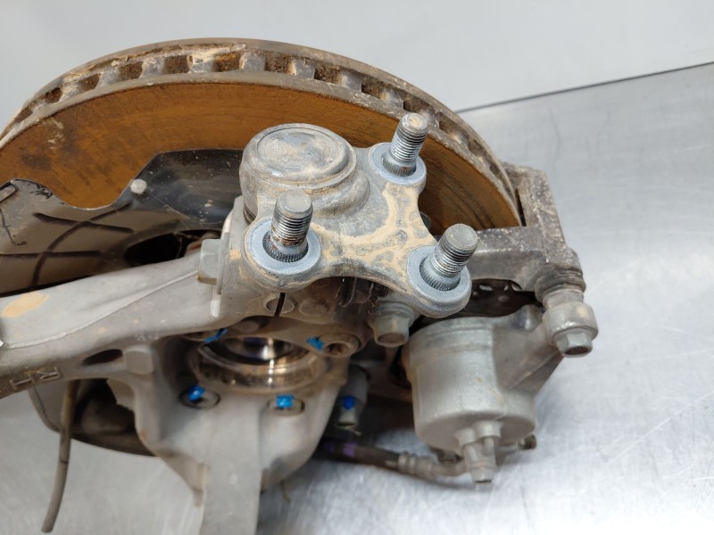 Recambio de mangueta delantera derecha para hyundai tucson hybrid referencia OEM IAM   
