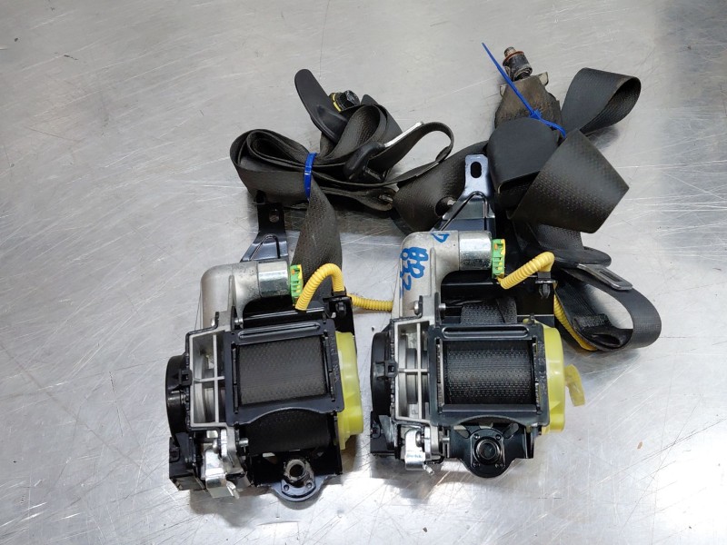 Recambio de kit airbag para hyundai i30 (pd) essence referencia OEM IAM 84710G4000TRY  