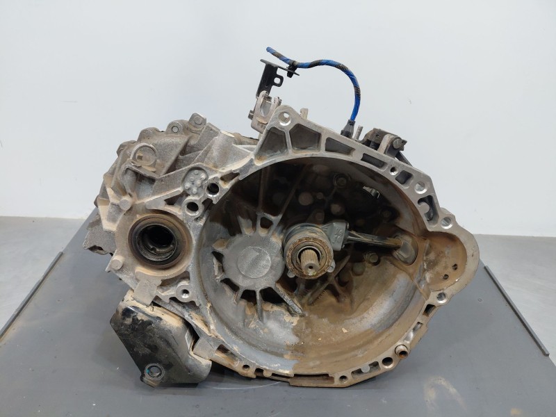 Recambio de caja cambios para kia sportage concept referencia OEM IAM 4300032AJ1  
