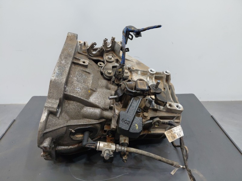 Recambio de caja cambios para kia sportage concept referencia OEM IAM 4300032AJ1  