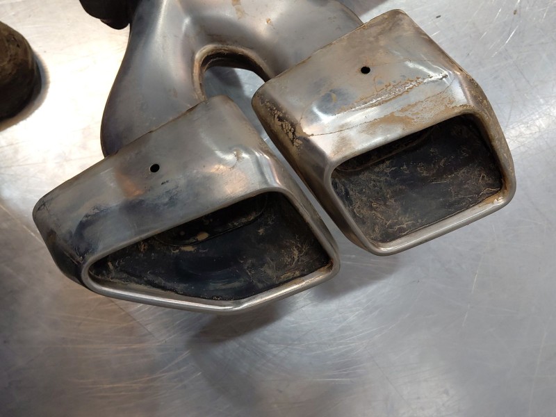 Recambio de silenciador trasero para hyundai tucson hybrid referencia OEM IAM   