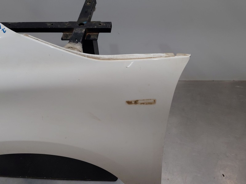Recambio de aleta delantera izquierda para citroën c4 grand picasso exclusive referencia OEM IAM   