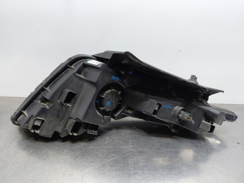 Recambio de piloto delantero derecho para hyundai tucson hybrid referencia OEM IAM 92208N7100  