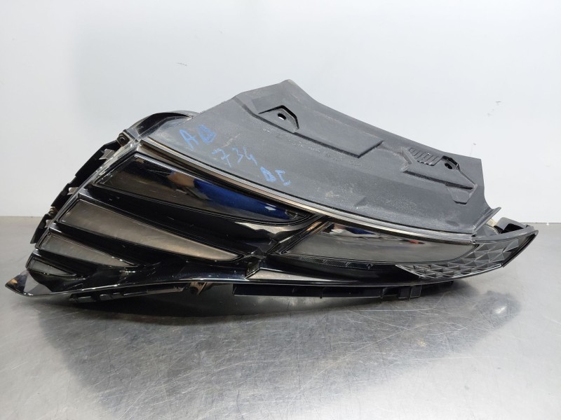 Recambio de piloto delantero izquierdo para hyundai tucson hybrid referencia OEM IAM 92207N7100  